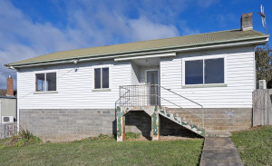 15 Conrad St Burnie