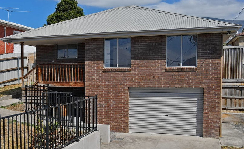 13 Caversham Rd, West Moonah